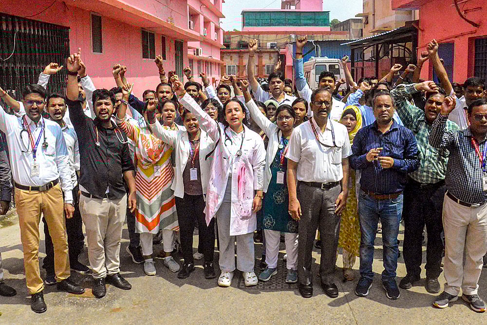 | Photo: PTI : Doctors' protest in Varanasi